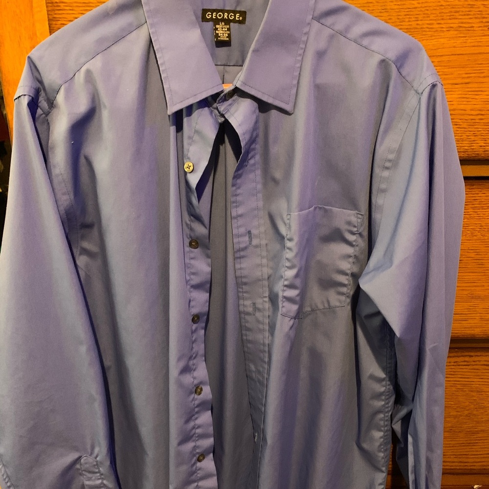 Men’s button up blue